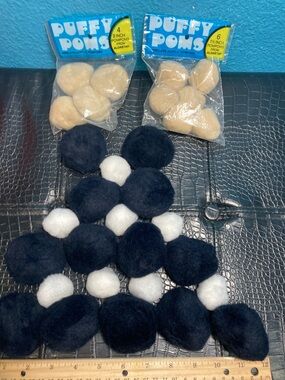 2 NWT Puffy Poms (5 x 6” & 4 x 2”) Acrylic Pom Poms PLUS 21 Untagged Poms Poms